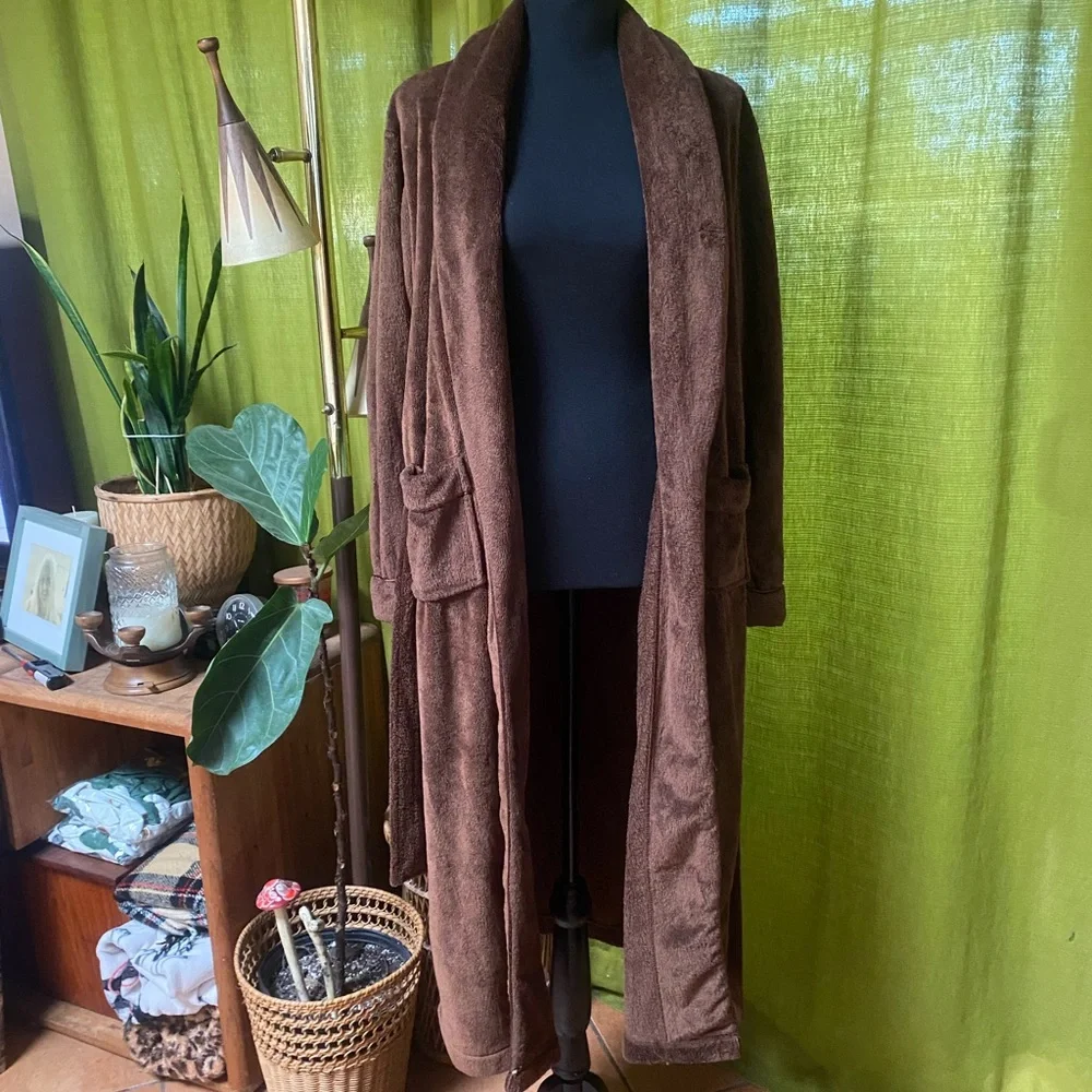 Minx Plush Robe - Picture 8 of 10